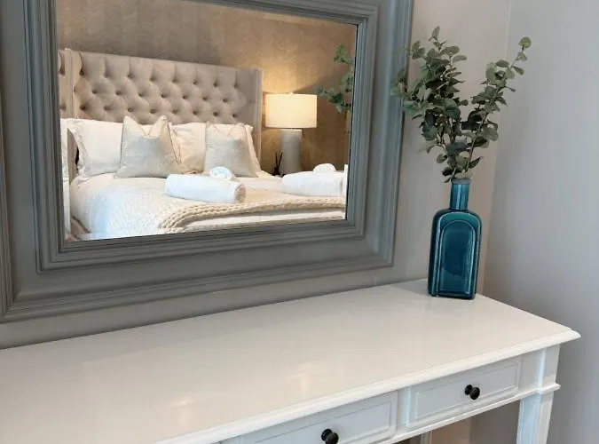 The Macadamia At Ryedale House York