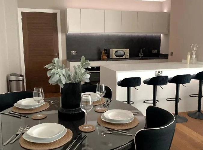 The Macadamia At Ryedale House Apartmán