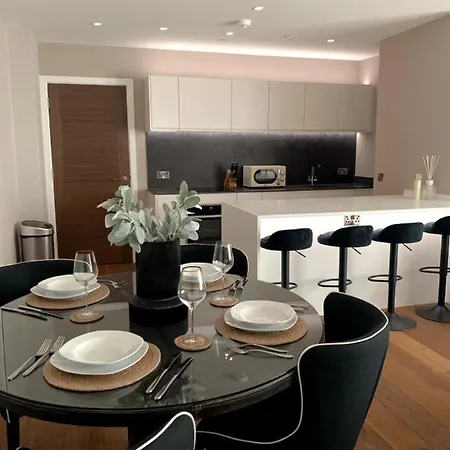 The Macadamia At Ryedale House Apartment
